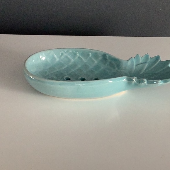 Hawaiian Pineapple Soap Dish - Picture 9 of 9